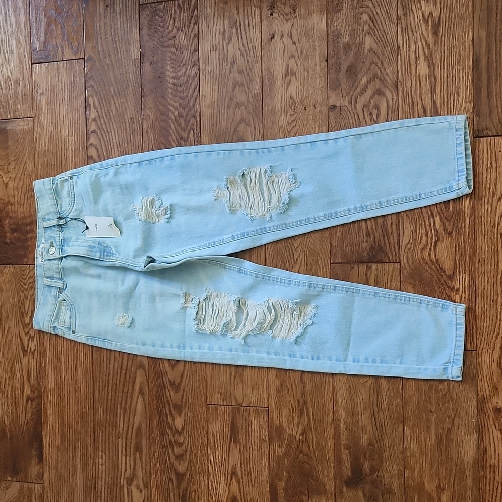 Girls distressed Mom jeans BNWT